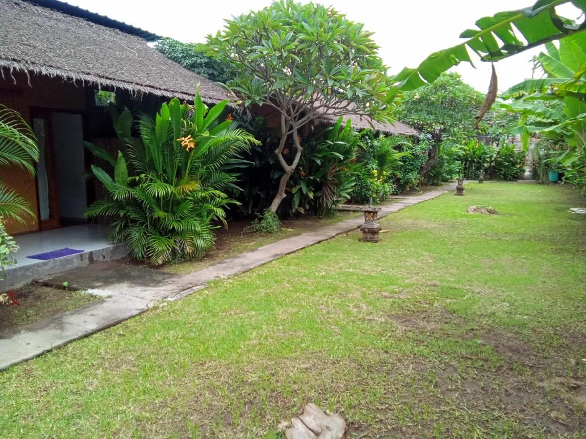 Apel Homestay Pemuteran Esterno foto