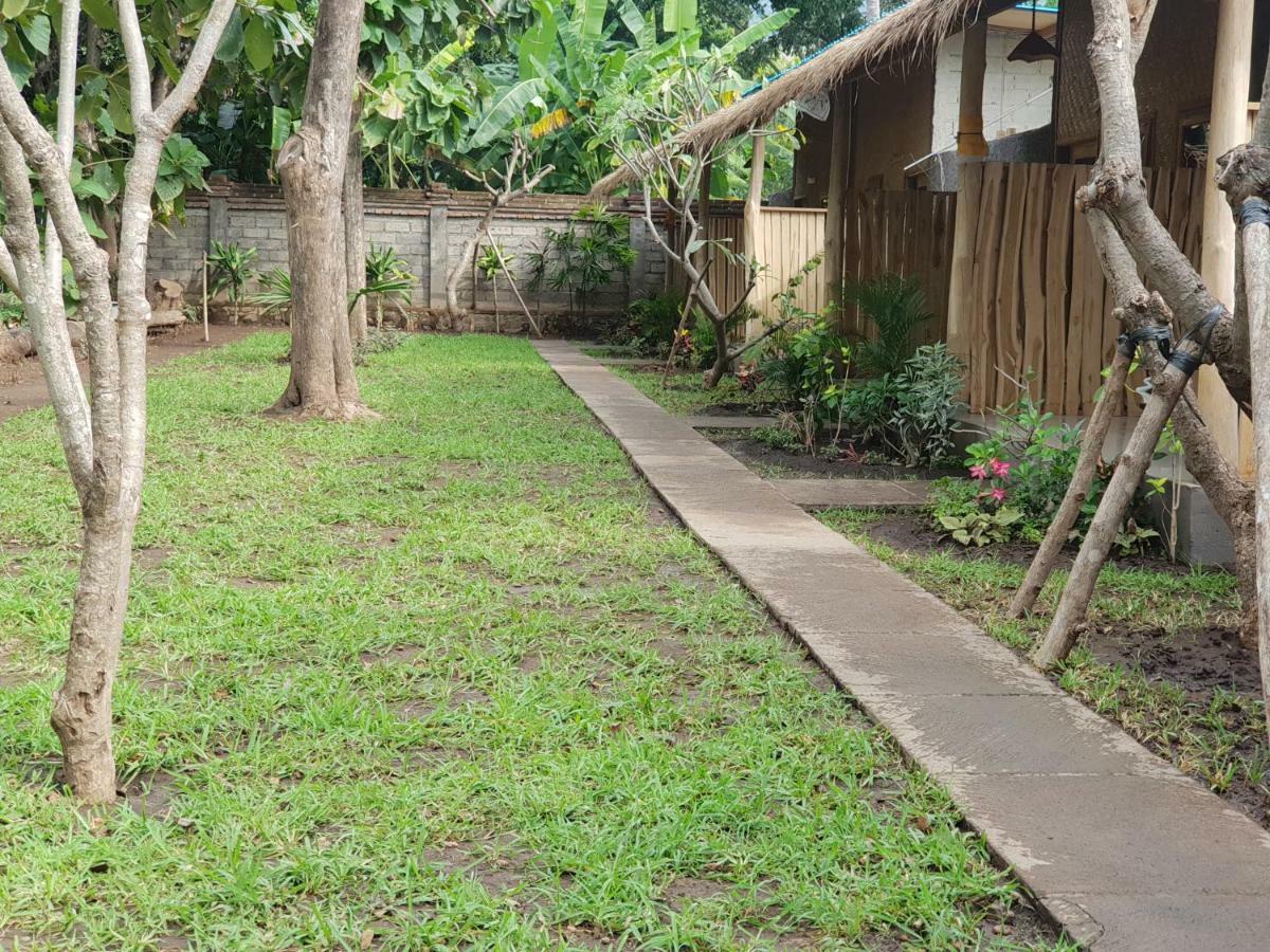 Apel Homestay Pemuteran Esterno foto